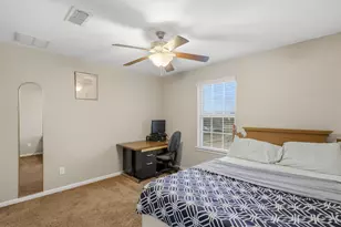 2704 Baywater Creek Ln, Pearland, TX 77089 - Photo 20