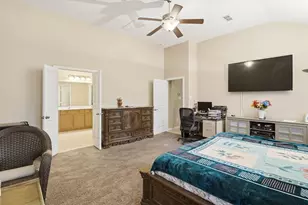 2704 Baywater Creek Ln, Pearland, TX 77089 - Photo 14