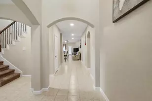 2704 Baywater Creek Ln, Pearland, TX 77089 - Photo 2