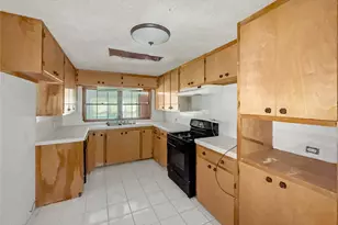 613 22nd Ave N, Texas City, TX 77590 - Photo 8