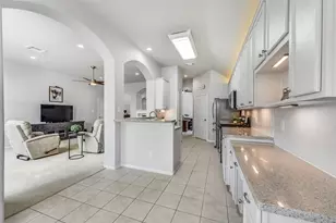 4505 Brazos Bend Dr, Pearland, TX 77584 - Photo 10