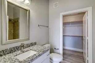 300 St Joseph Pkwy, Houston, TX 77002 - Photo 16