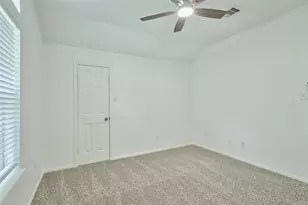 811 Mark Anthony St, New Caney, TX 77357 - Photo 12