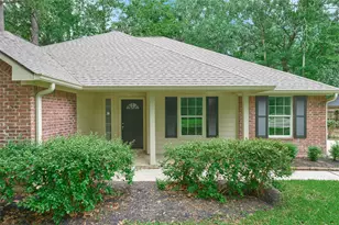 811 Mark Anthony St, New Caney, TX 77357 - Photo 4