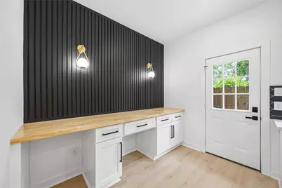 8129 Safebuy Street #A/B, Houston, TX 77028 - Photo 16