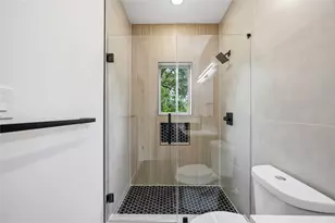 8129 Safebuy St, Houston, TX 77028 - Photo 24