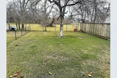 1005 Avenue E 1/2, Alvin, TX 77511 - Photo 24