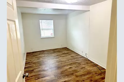 1005 Avenue E 1/2, Alvin, TX 77511 - Photo 20