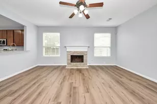 9002 Sundown Dr, Pearland, TX 77584 - Photo 18