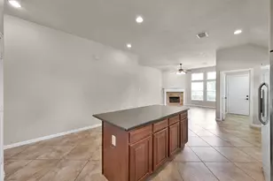 117 E Montfair Blvd, The Woodlands, TX 77382 - Photo 10