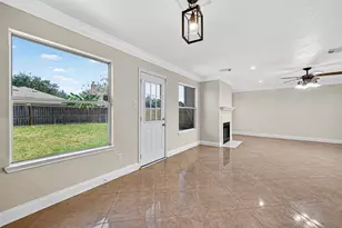 2219 Mountshire Dr, Missouri City, TX 77489 - Photo 10