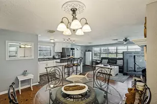 3915 1st St, Galveston, TX 77554 - Photo 10