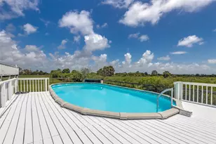 3915 1st St, Galveston, TX 77554 - Photo 10