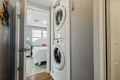 3915 1st Street, Galveston, TX 77554 - Photo 20