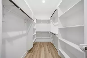 8102 Cannon St, Houston, TX 77051 - Photo 18