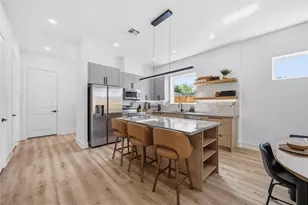 8102 Cannon St, Houston, TX 77051 - Photo 4