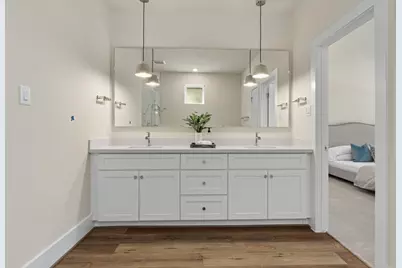5626 Bertellis Lane, Houston, TX 77091 - Photo 12