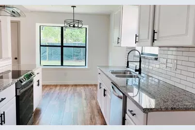 3230 Dragonwick Drive, Houston, TX 77045 - Photo 2