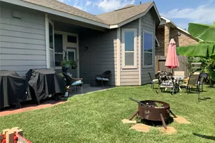 8338 Hunters Lodge Ln, Baytown, TX 77521 - Photo 30