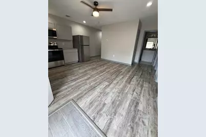 4346 Phlox Street #B, Houston, TX 77051 - Photo 2