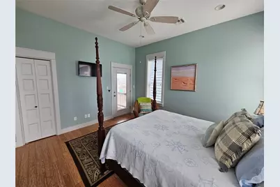 833 Kahla Drive, Crystal Beach, TX 77650 - Photo 14