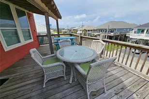 833 Kahla Dr, Crystal Beach, TX 77650 - Photo 28