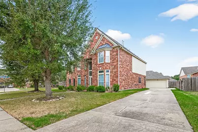 5907 Indian Hills Lane, Sugar Land, TX 77479 - Photo 2