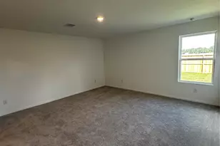 18920 Kingham Woods Ct, Conroe, TX 77306 - Photo 4