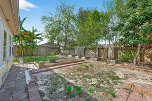 8427 Brickhaven Ln, Houston, TX 77083 - Photo 42