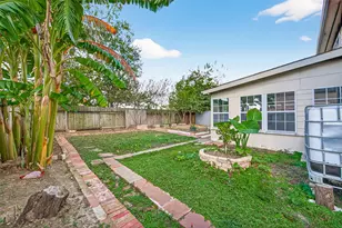8427 Brickhaven Ln, Houston, TX 77083 - Photo 46