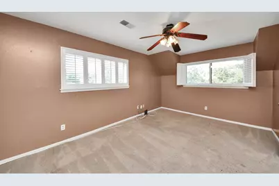 722 Chevy Chase Circle, Sugar Land, TX 77478 - Photo 18