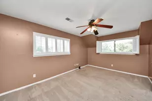 722 Chevy Chase Cir, Sugar Land, TX 77478 - Photo 18