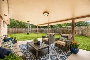 2019 Franklin Cir, Rosenberg, TX 77471 - Photo 14