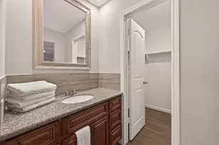 8307 Carvel Ln, Houston, TX 77036 - Photo 32