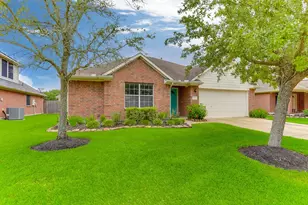 5413 Caprock Dr, Pearland, TX 77584 - Photo 2