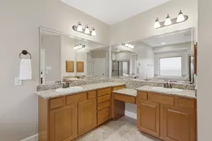 721 Rufina St, League City, TX 77573 - Photo 16
