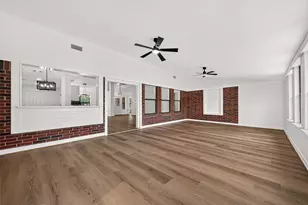 1643 County Rd 540, Alvin, TX 77511 - Photo 40