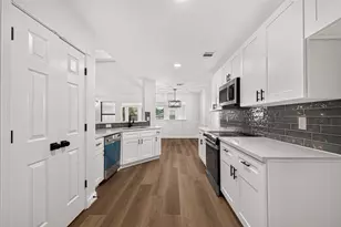 1643 County Rd 540, Alvin, TX 77511 - Photo 14