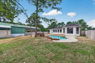 1643 County Rd 540, Alvin, TX 77511 - Photo 8