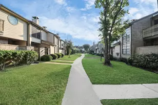 714 Country Pl Dr, Houston, TX 77079 - Photo 2