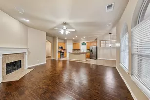 2119 Kingfisher Ct, League City, TX 77573 - Photo 2