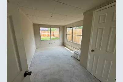 814 Globe Street, Houston, TX 77034 - Photo 8