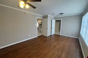 814 Globe St, Houston, TX 77034 - Photo 2