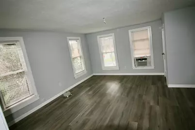 1002 N Jones Street, Baytown, TX 77520 - Photo 10