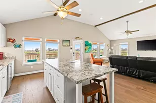 147 Pieces of 8, Freeport, TX 77541 - Photo 10