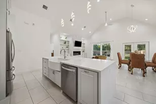 532 Carrell St, Tomball, TX 77375 - Photo 10