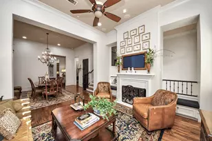 1406 Lake Pointe Pkwy, Sugar Land, TX 77478 - Photo 10