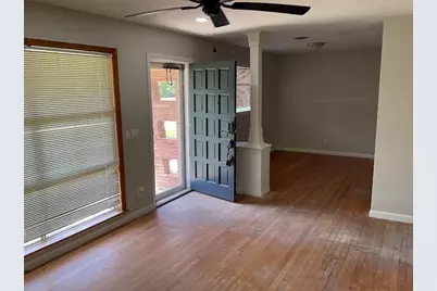 210 Southern Oaks Drive, Lake Jackson, TX 77566 - Photo 4