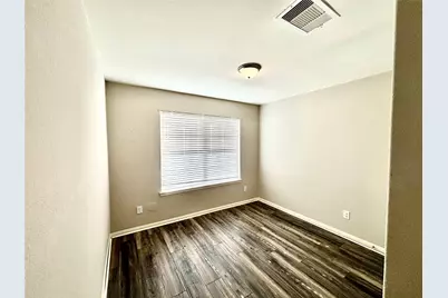 1045 Texas Timbers Drive, Katy, TX 77493 - Photo 10