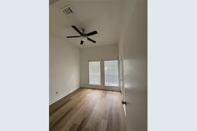 3211 Mesquite Drive, Sugar Land, TX 77479 - Photo 4